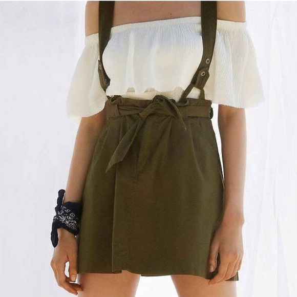 Urban Outfitters Dresses & Skirts - BDG LIZZY SUSPENDER MINI SKIRT 🌿